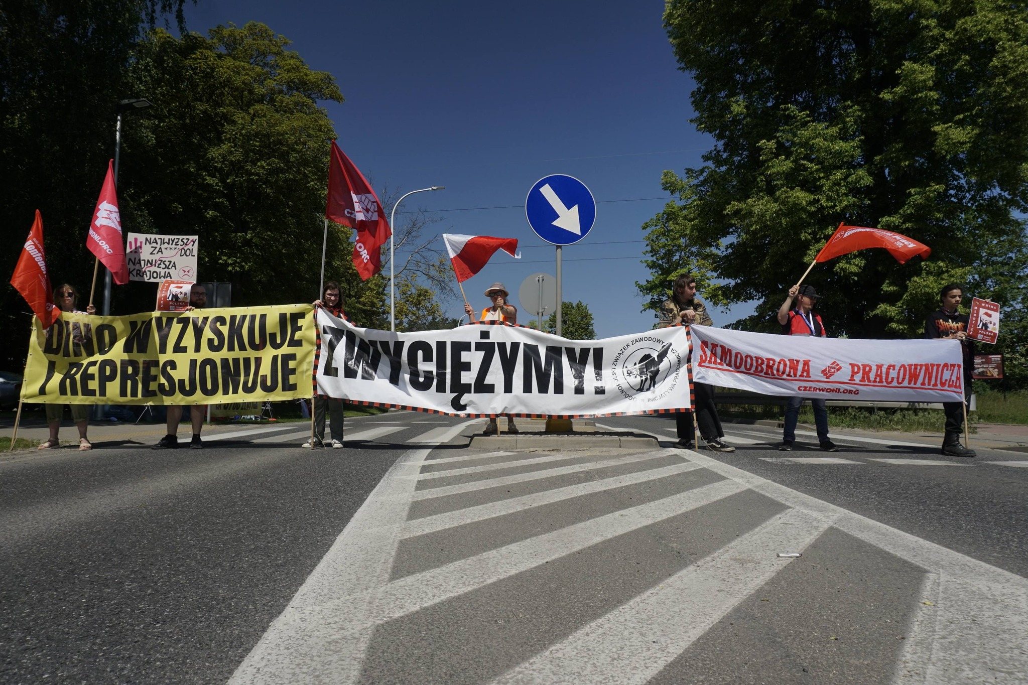 Protest pod siedzibą Dino w Krotoszynie